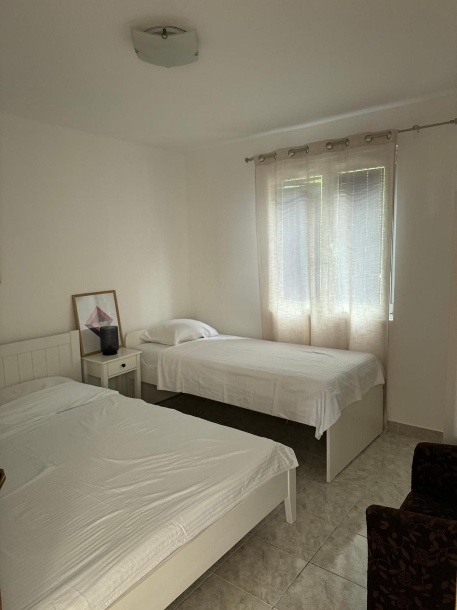 Hortus Apartments Sveti Stefan Esterno foto